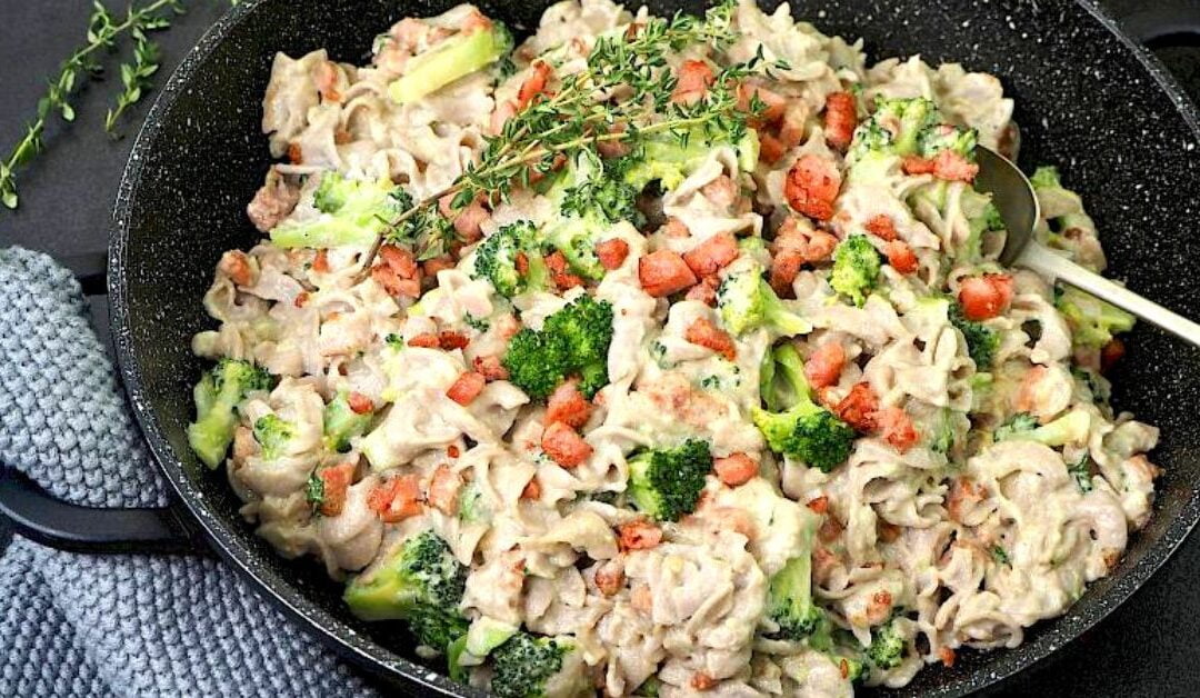 Bacon & Broccoli Carbonara – Paleo Recipe