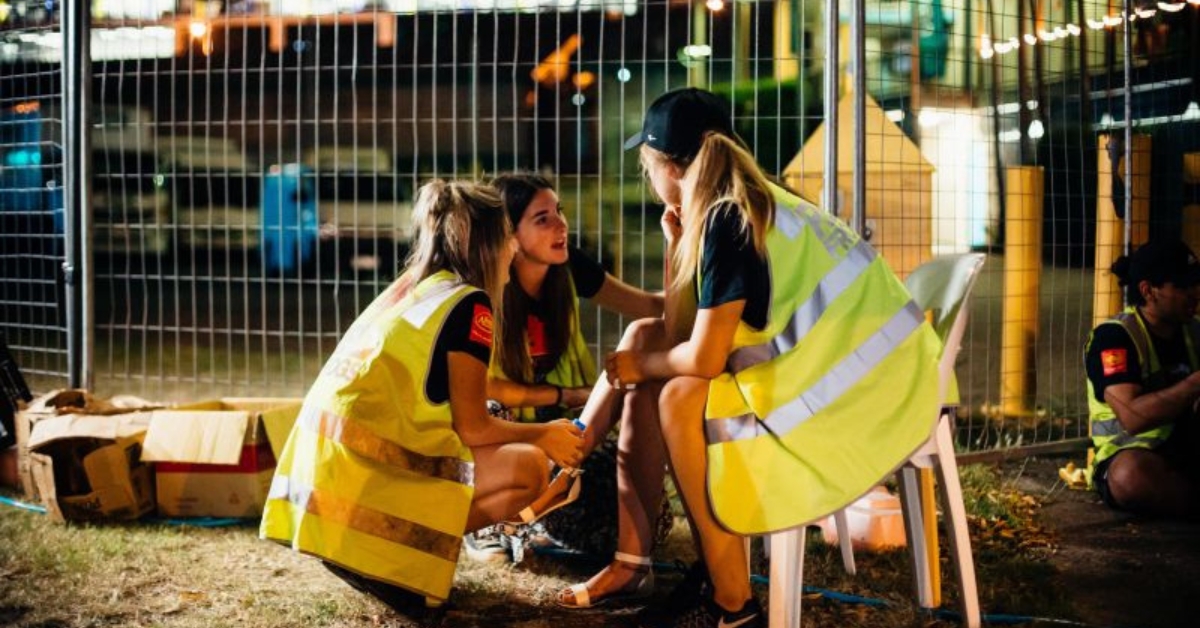 How to Prep Your Teen for Schoolies